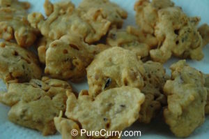 Punjabi Kadhi, Pakoras, Fritters