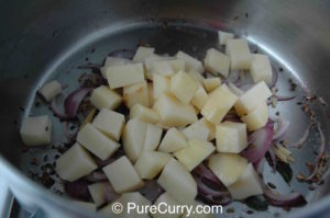 Punjabi Kadhi, Potatoes